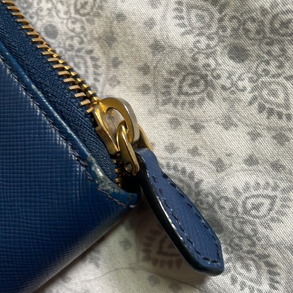 Prada Authentic Wallet - Picture 5 of 14